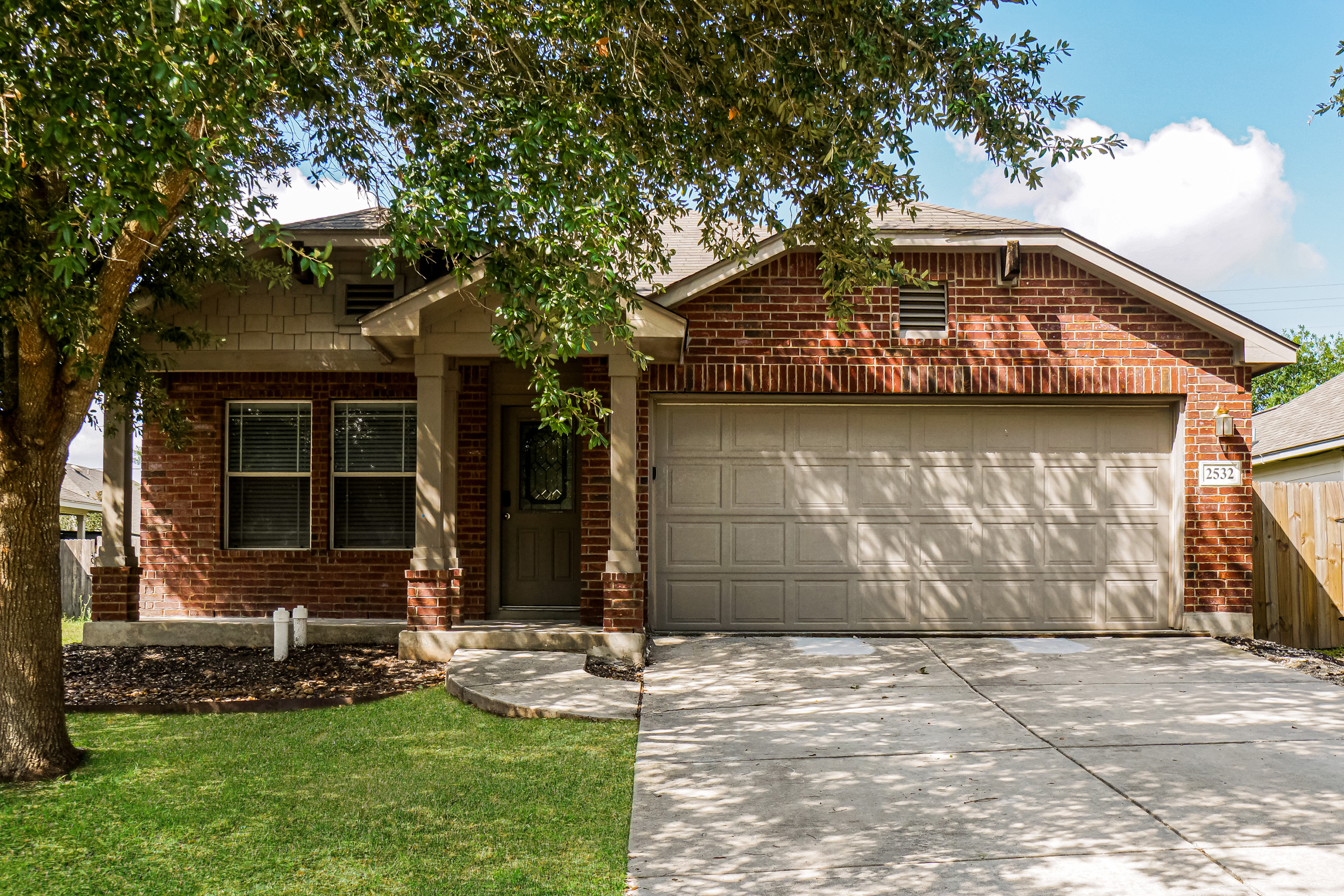 2532 Fayette Drive New Braunfels, TX 78130